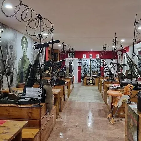 La Maison Du Souvenir